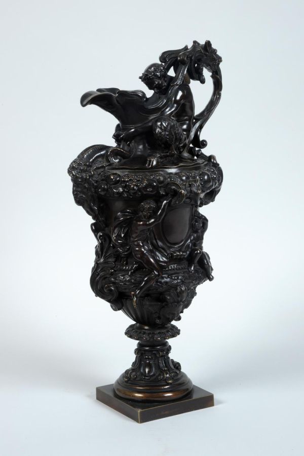 Vase aiguière