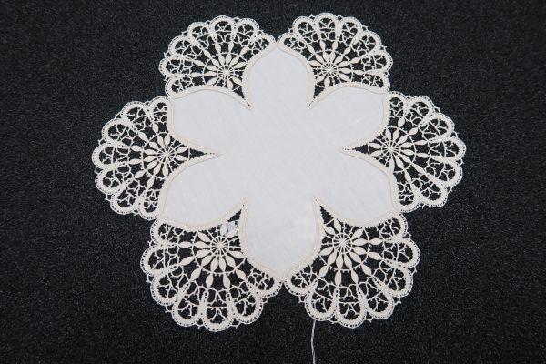 Grand service de table
Anémones
Serviettes