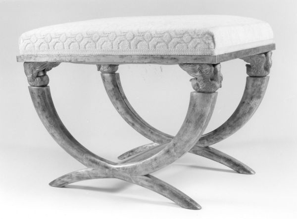 Tabouret en X