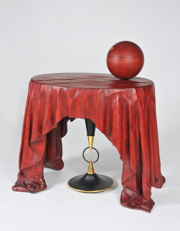 Table ovale avec boule ouvrante