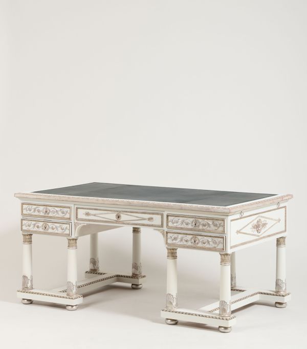 Bureau du boudoir d'argent du palais de l'Élysée