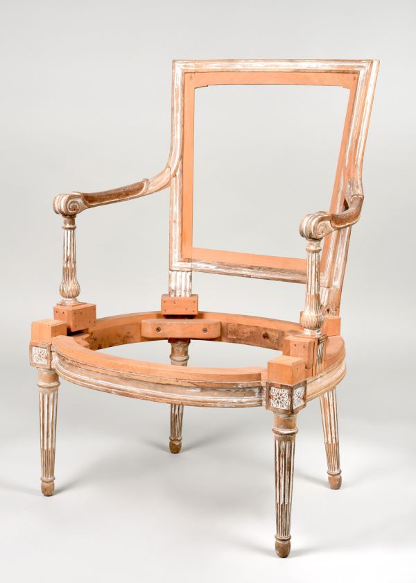 Fauteuil du ministère de la Guerre