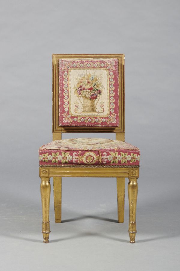 Chaise du grand cabinet de l'empereur Napoleon Ier au palais de Saint-Cloud