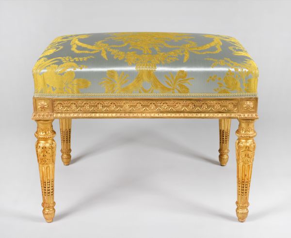 Tabouret du salon de la chapelle du palais de Compiègne