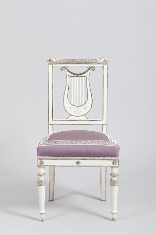 Chaise à lyre du boudoir d'argent de Caroline Murat au palais de l'Élysée
