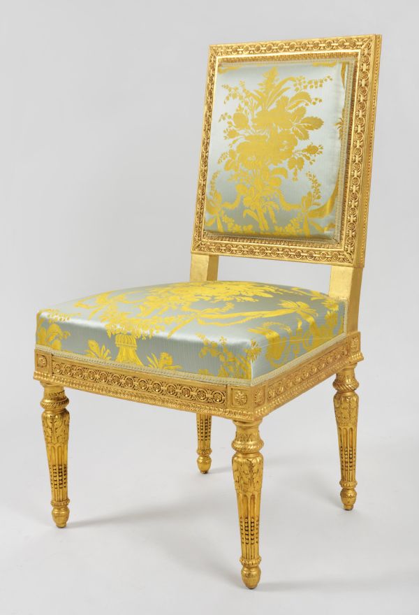 Chaise de la salle du trône de Napoléon au château de Fontainebleau (complément du meuble Vaudreuil)