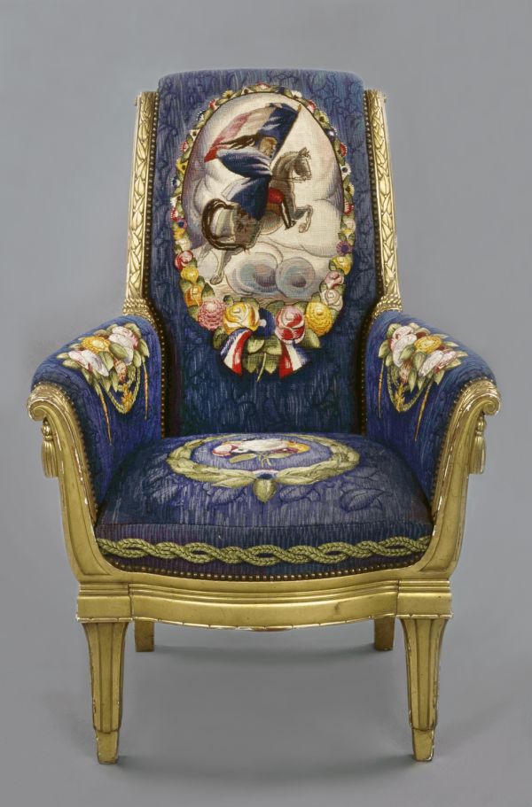 Mobilier de salon dit Salon de la Guerre
Cavalerie