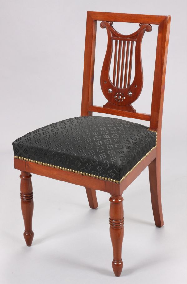 Chaise à lyre de la salle à manger de Joachim Murat au palais de l'Élysée