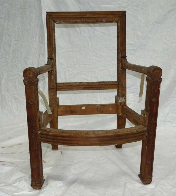Fauteuil du salon des princes de l'appartement de l'empereur Napoléon Ier au Grand Trianon