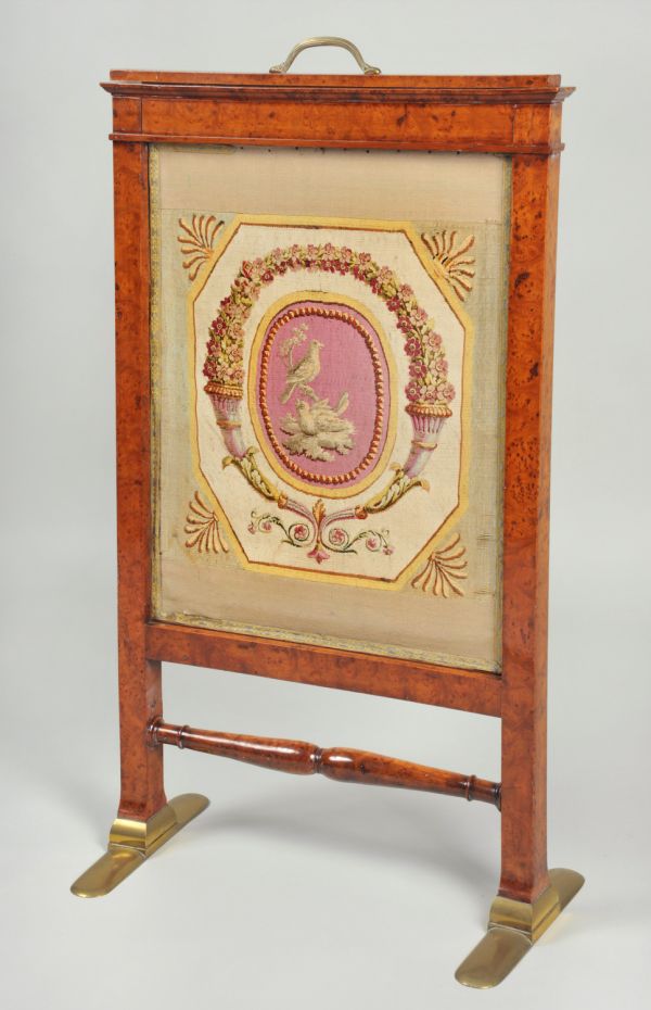 Écran de cheminée de la chambre de Madame Adélaïde au palais des Tuileries