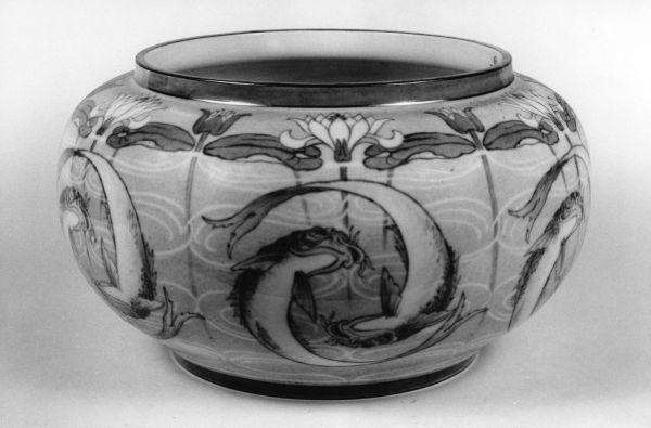 Vasque 
Poisson et nénuphars