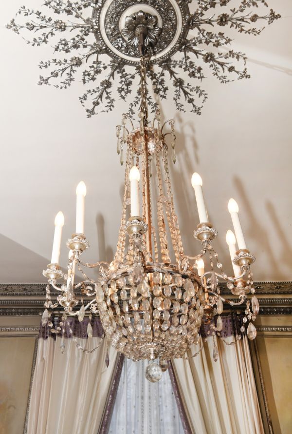 Lustre du boudoir d'argent de Caroline Murat au palais de l'Élysée