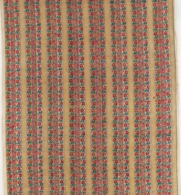 Tissu or broché à fleurs