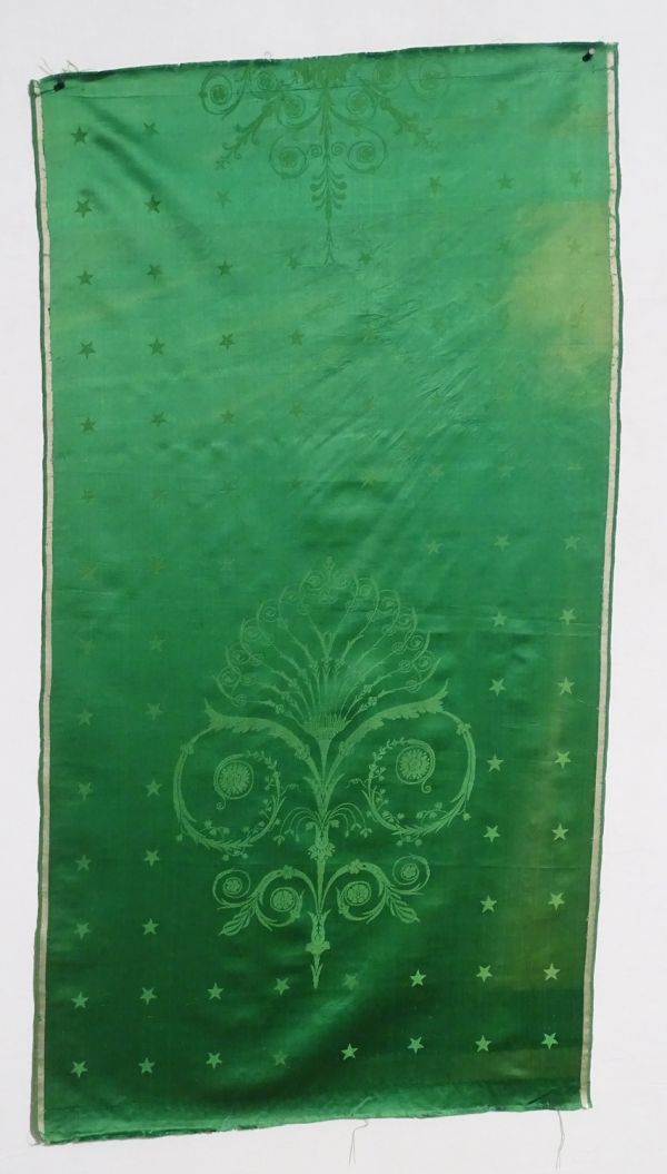 Lé de tissu pour siège en damas vert pour le Boudoir de l’Impératrice au palais de Fontainebleau